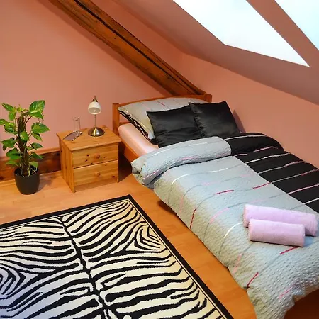 Byron Zlaté Moravce