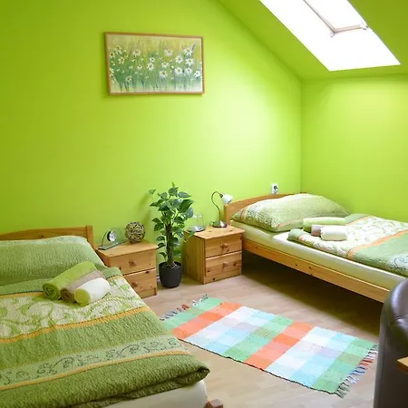 게스트하우스 Byron 2*